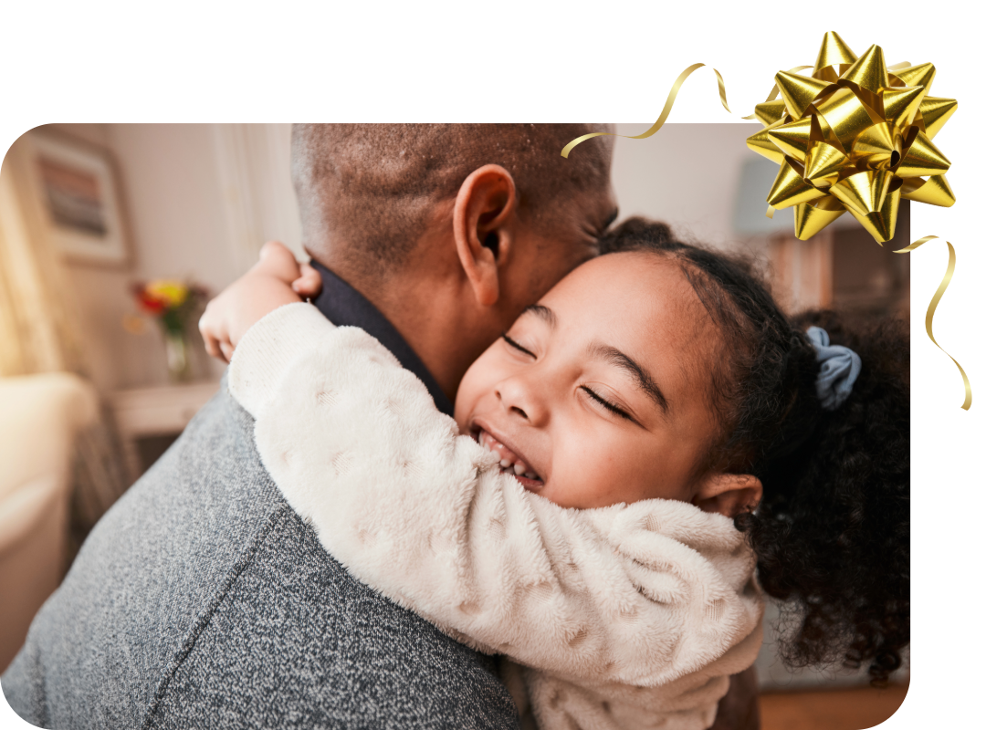 TWP_WholeFamily-6-hug